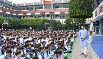 Transcendental Meditation for students of class IX to XII